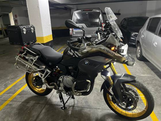 BMW F 850 GS ADVENTURE PREMIUM BMW F 850 GS ADVENTURE PREMIUM